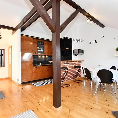 Mizu - Na Poddaszu Apartman *